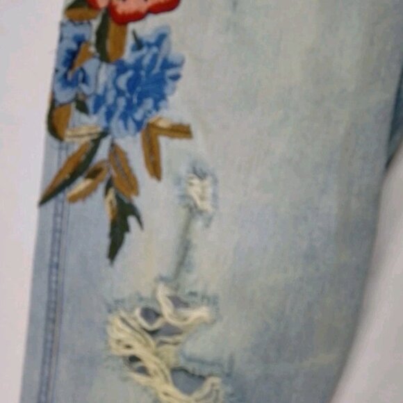 Abercrombie And Finch Signature Collection Ripped Blue Jeans Size 28'x27" - Picture 7 of 8